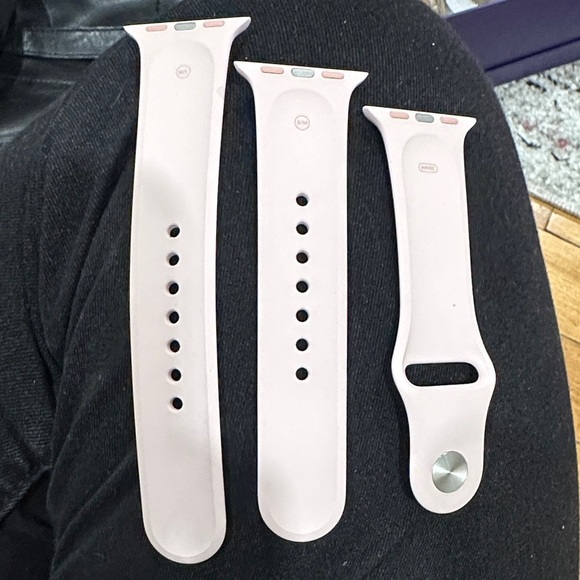 Apple smartwatch Pink Silicone Band 38 MM with S/M and M/L - Picture 1 of 4